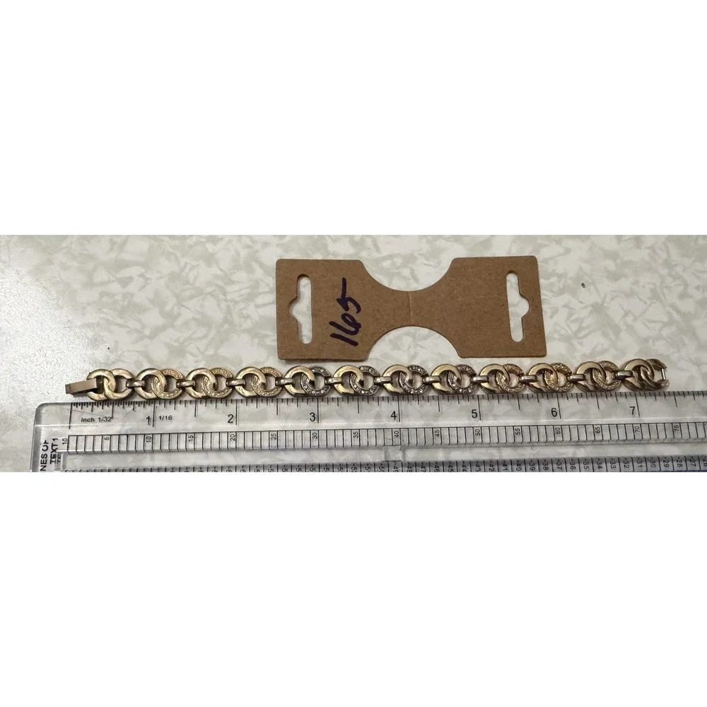 Lor of 10 Vintage Fashion Avon‎ Bracelets various colors & lengths